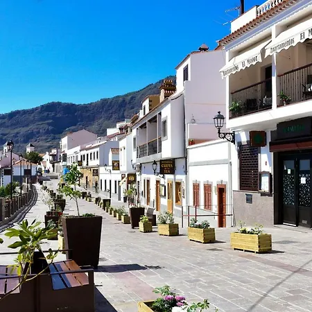 El Motor Apartment *